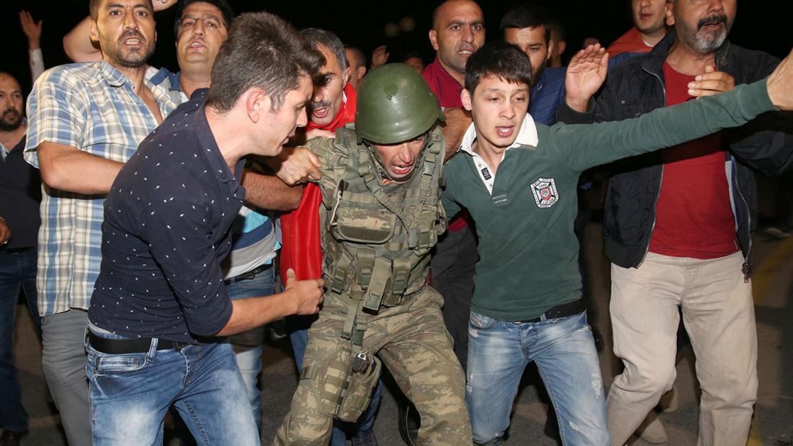 الشعب ضد الانقلاب في تركيا