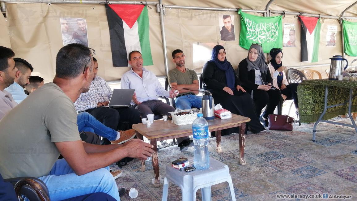 خيمة اعتصام أمام منزل الشهيد الفلسطيني يوسف عنقاوي(العربي الجديد)