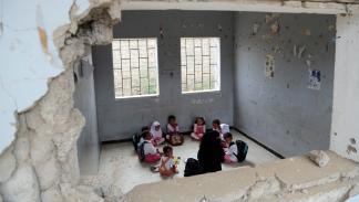 تعرضت مئات من مدارس اليمن للتدمير (فرانس برس)