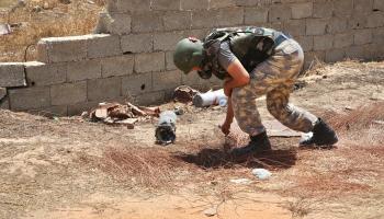 لا تزال مخلفات الحرب كثيرة في ليبيا (حازم تركية/  فرانس برس)