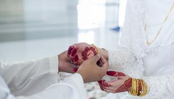 يعقد ليبيون زواجاً صورياً للحصول على منحة الزواج 