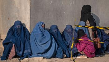نساء أفغانيات وقيود اللباس في أفغانستان (وكيل كوهسار/ فرانس برس)