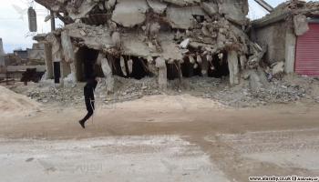 ناج من زلزال سورية (العربي الجديد)