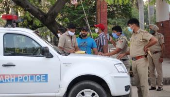 الهند الشرطة فيروس كورونا Ravi Kumar/Hindustan Times