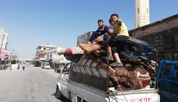 النازحون إلى ريف درعا الغربي يخشون المجهول (فيسبوك)