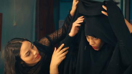 "بنات ألفة": مزيج الوثائقي بالتخييل لسرد واقعٍ تونسي (الملف الصحافي)