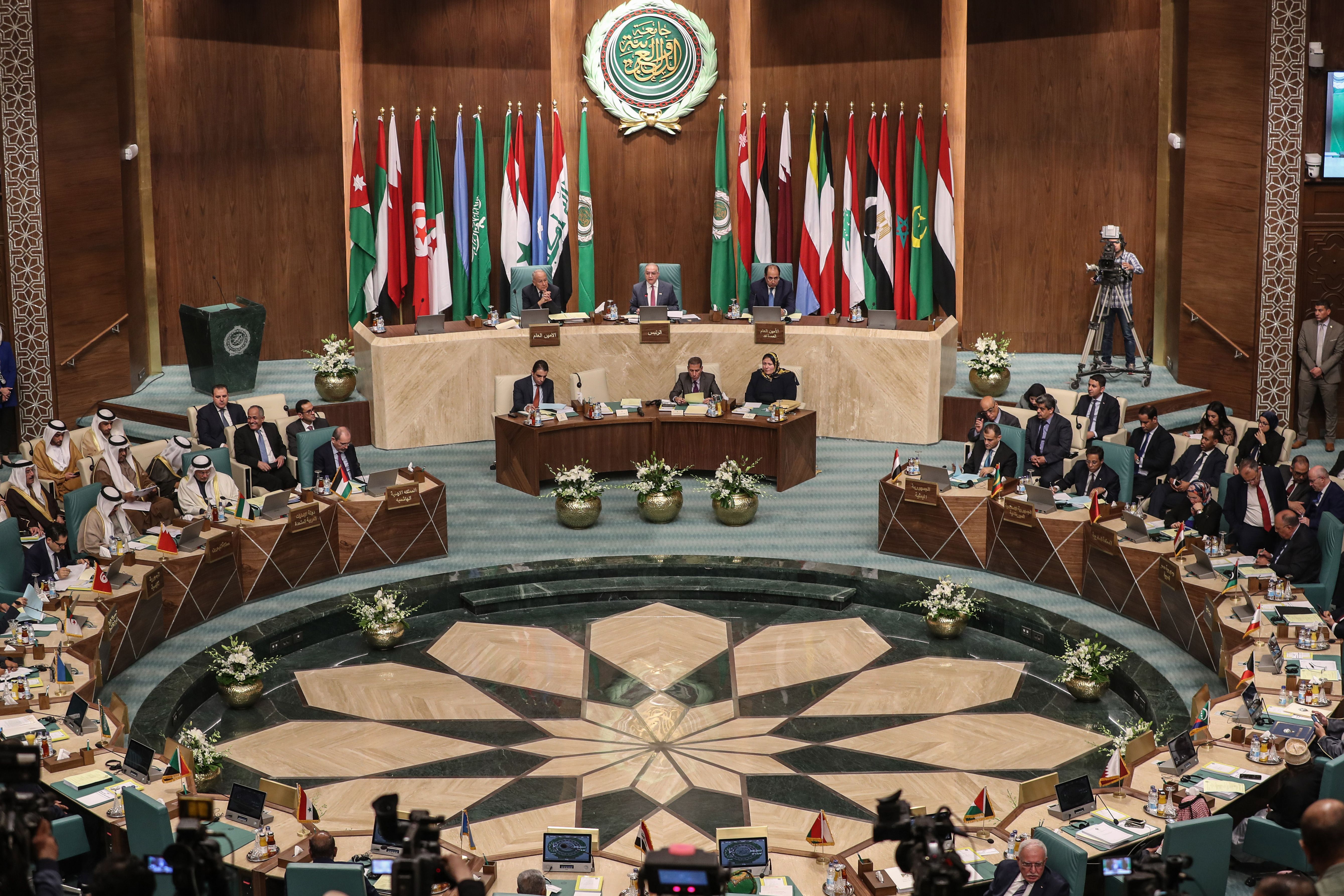 حملة تطالب بتحويل مقر جامعة الدول العربية إلى قاعة أفراح