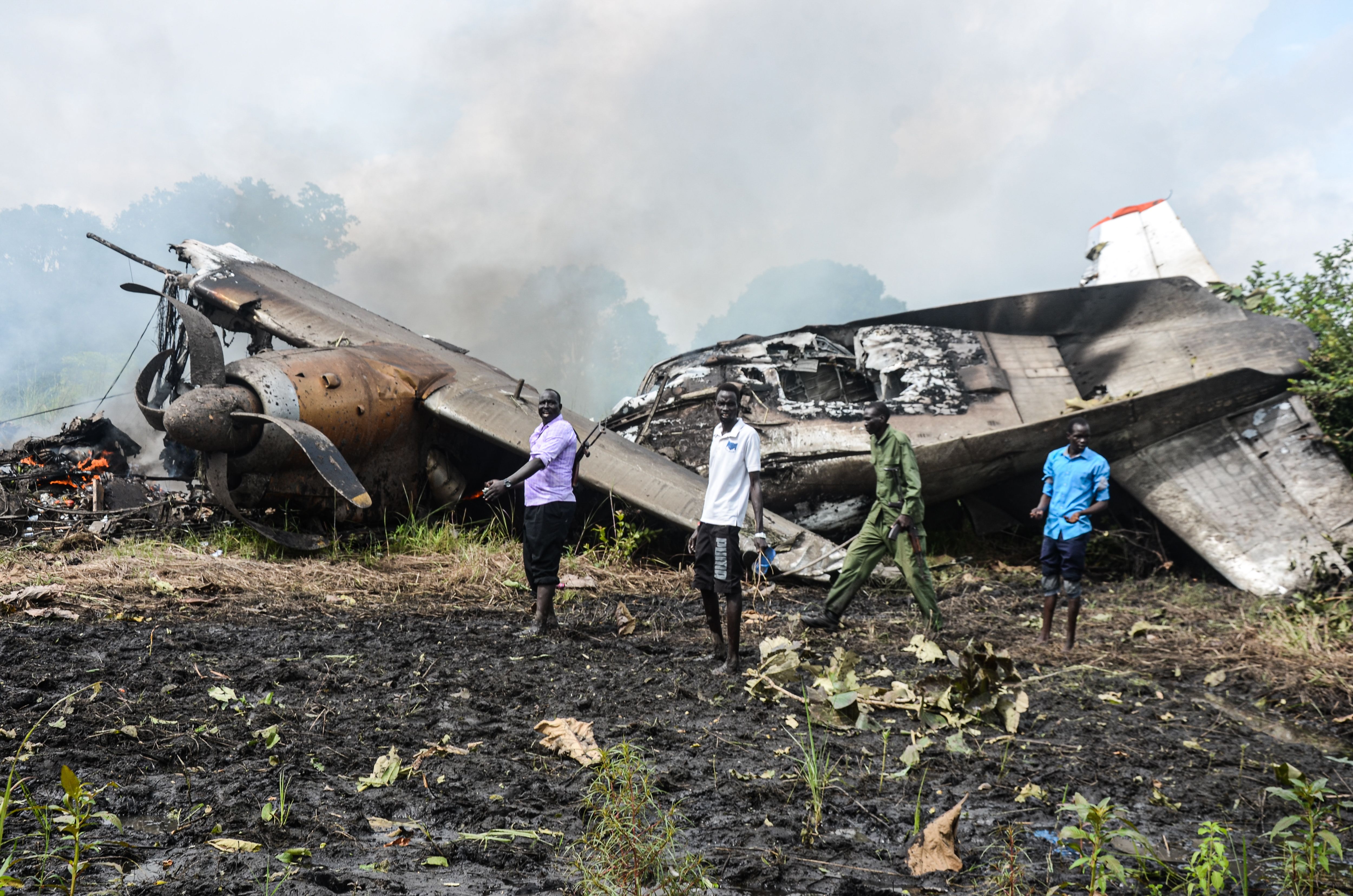 Крушение самолета вчера. АН 26 крушение в Киншасе. Катастрофа АН-32 В Киншасе.