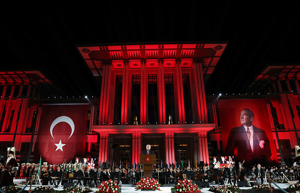 تركيا تحيي مئوية "عيد النصر" وسط أزمات داخلية وخارجية