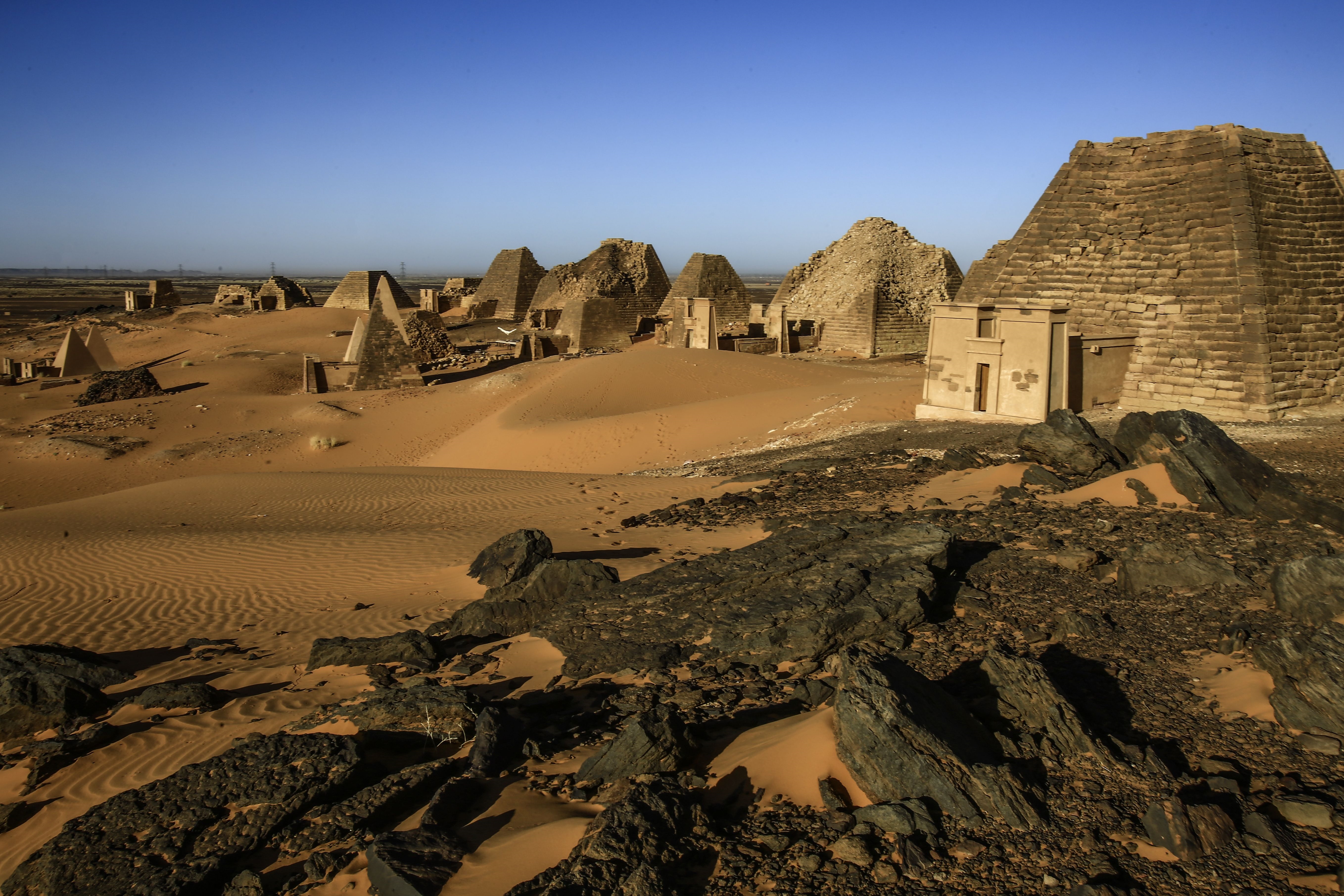Географическое положение цивилизации мероэ. Нубийские пирамиды в Судане. Мероэ столица куш. Северный Судан достопримечательности. Восточный Судан.