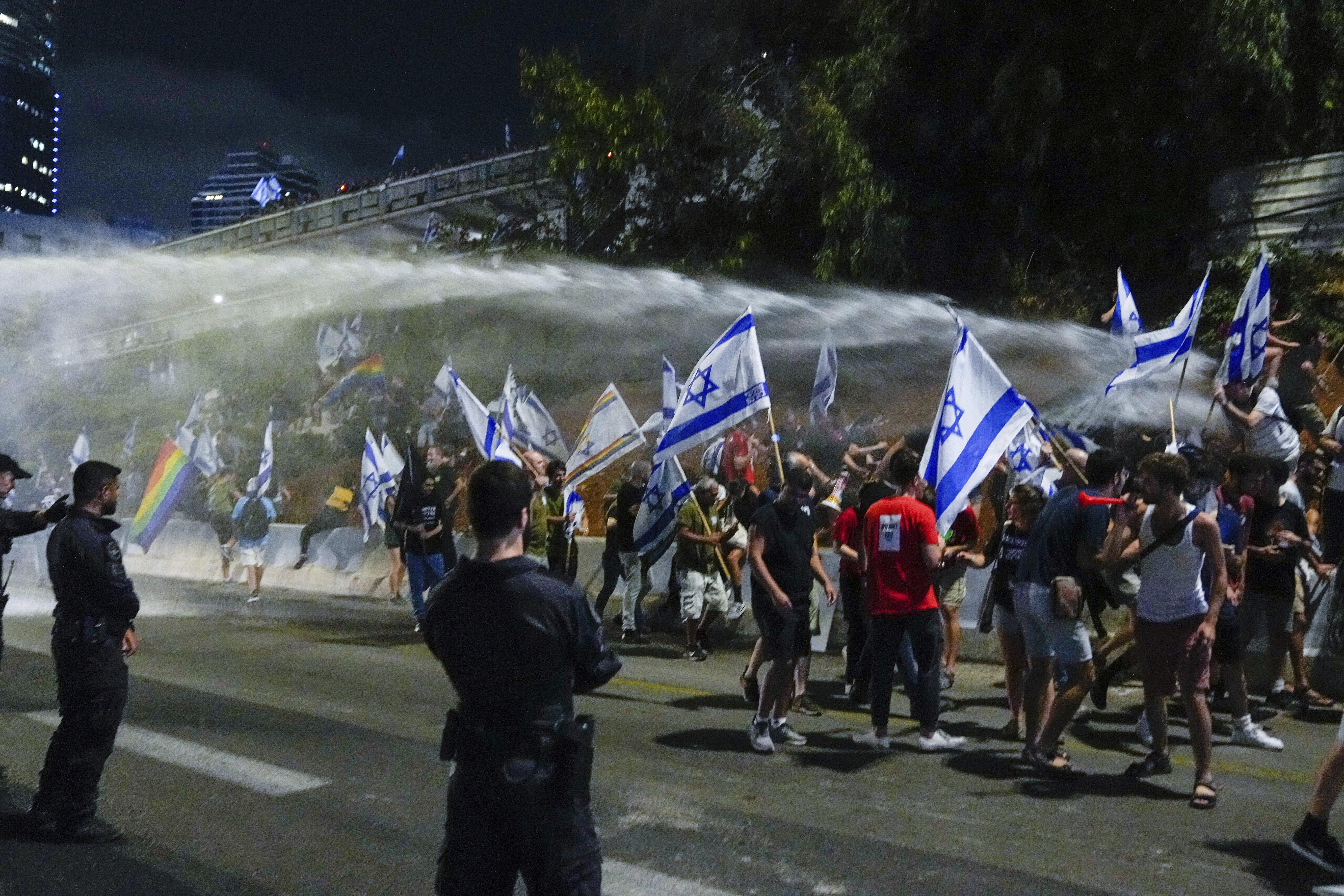 Митинги в израиле. Разгон демонстрантов в Израиле. Митинг протеста.