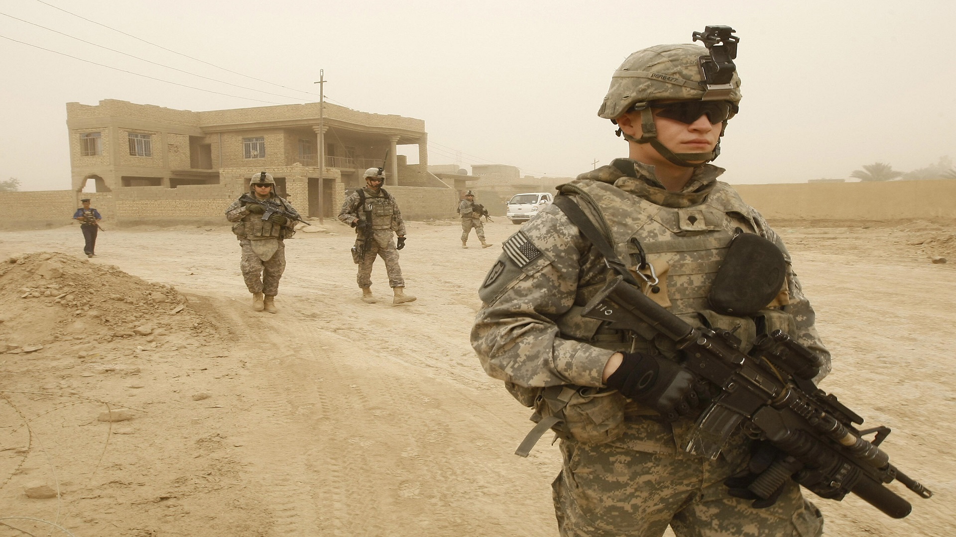 Нато в ираке. Солдаты армии США В Ираке.