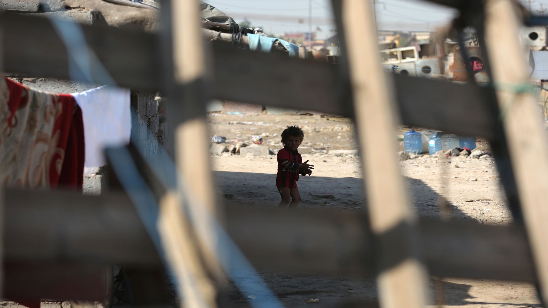 معدل الفقر في العراق يقفز إلى 35%