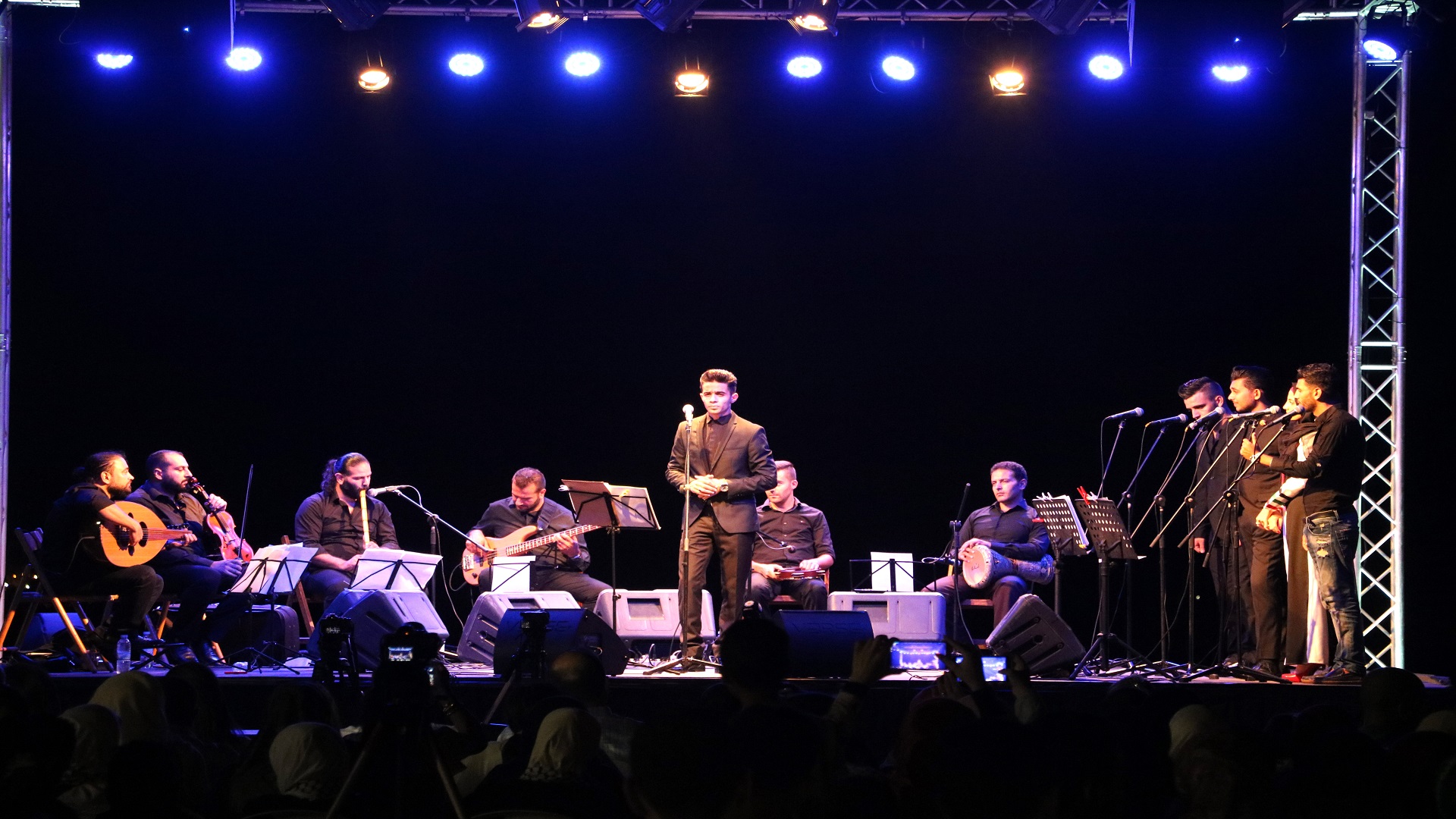 أريج ليالي فلسطين للموسيقى فرصة لمواهب الغناء