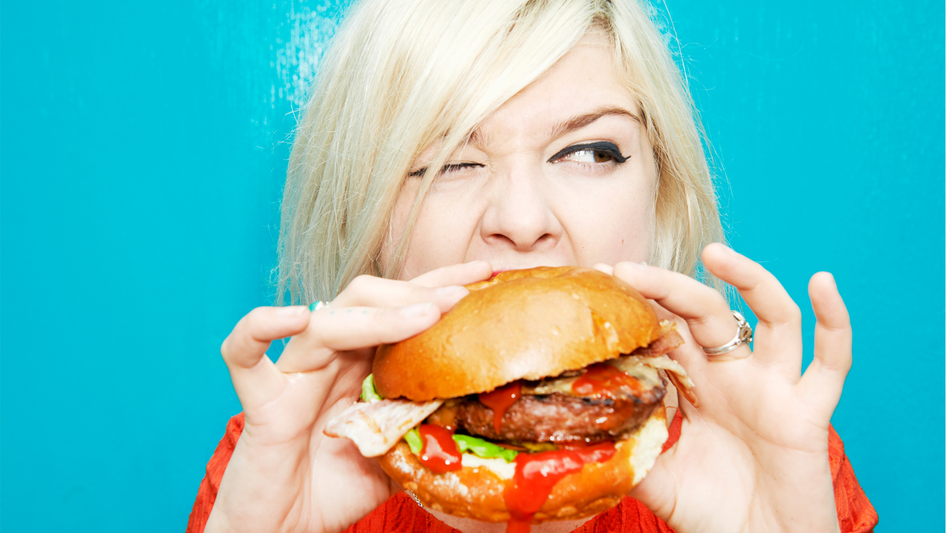 لماذا يأكل الناس كثيرا ولا يصابون بالسمنة؟