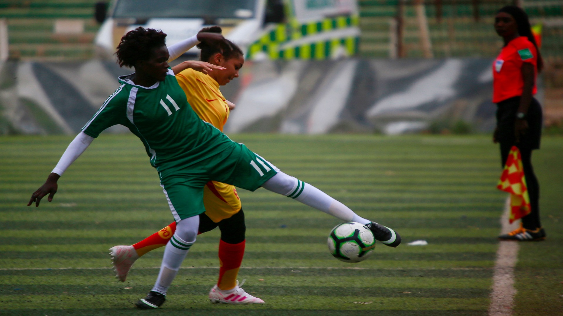 مغر دو السودان يتابعون انطلاق أول دوري كرة قدم للنساء