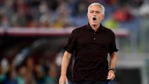 Getty-Jose Mourinho coach of AS Roma reacts during the Serie A...
