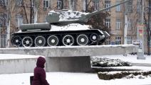 دبابة بأوكرانيا تعود لحقبة الحرب العالمية الثانية (شين غالوب/ Getty)
