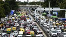 ازدحام مروري في العاصمة الهندية نيودلهي (أرفيند ياداف/ Getty)