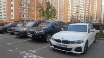 سيارات موسكو (العربي الجديد)