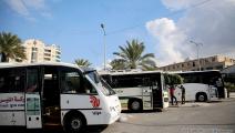 كورونا يعطل عمل حافلات النقل في قطاع غزة (عبد الحكيم أبو رياش)