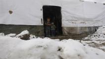 سوريون يواجهون ظروفاً معيشية قاسية في مخيم للاجئين في لبنان / الأناضول