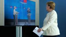 المستشارة الألمانية أنجيلا ميركل أثناء توقيع اتفاقية الاستثمار عبر الفيديو كونفرانس 