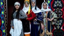 أزياء كردية في القامشلي في سورية (دليل سليمان/ فرانس برس)