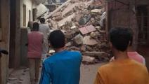 انهيار عقار سكني في حي إمبابة بالقاهرة (فيسبوك)