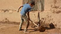 ترميم بيوت من الطين في الحسكة في سورية 1 (العربي الجديد)