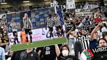 ALLIANZ STADIUM, TORINO, ITALY - 2021/08/28: Juventus fans cheer on during the Serie A 2021/2022 football match between Juventus FC and Empoli Calcio. Empoli Calcio won 1-0 over Juventus FC. (Photo by Andrea Staccioli/Insidefoto/LightRocket via Getty Images)