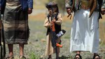 ليس غريباً أن يحمل طفل السلاح في اليمن (محمد حويس/ فرانس برس)