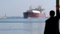 ناقلة غاز مسال قطرية تمر عبر قناة السويس (Getty)