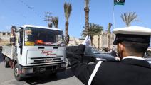 يتخلف شرطيو المرور في ليبيا عن واجباتهم على الطرق (محمود تركية/ فرانس برس)
