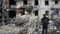 جندي أوكراني في كييف (بيير كروك/ Getty)