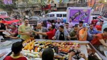 الاقتصاد المصري يعاني من ار تفاع الأسعار والغلاء يضرب المواطنيين (getty) 