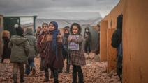 أطفال نازحون سوريون في سورية (محمد سعيد/ الأناضول)