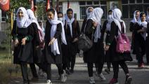 فتيات في مدرسة قبل سيطرة طالبان على أفغانستان (باولا برونشتين/ Getty)