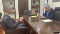 يئير لبيد ورئيس الموساد ديفيد برنيع - من حساب مكتب رئيس الوزراء الإسرائيلي على تويتر