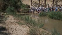 تنحسر مياه نهر الأردن منذ سنوات بسبب الجفاف (قدري ساليدو/ الأناضول)