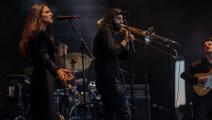كليمِن زرقان وأعضاء من فرقة "سراب" خلال حفل في ليون، بفرنسا، صيف 2022 (فيسبوك)