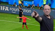 TOPSHOT - South Korea's defender Kim Young-gwon (R) reacts after an offside flag during the Russia 2018 World Cup Group F football match between South Korea and Germany at the Kazan Arena in Kazan on June 27, 2018. (Photo by Luis Acosta / AFP) / RESTRICTED TO EDITORIAL USE - NO MOBILE PUSH ALERTS/DOWNLOADS (Photo credit should read LUIS ACOSTA/AFP via Getty Images)