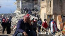 دمر الزلزال مئات من بيوت السوريين (عارف وتد/فرانس برس)
