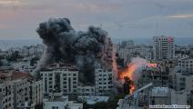 قصف برج فلسطين في غزة (عبد الحكيم أبو رياش/العربي الجديد)