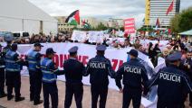 الشرطة تطوّق مظاهرةً في تيرانا مؤيّدة للشعب الفلسطيني، 05 تشرين الثاني نوفمبر 2023 (Getty)