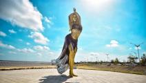 تمثال المغنية الكولومبية شاكيرا 