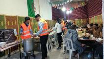 مطعم خيري تقيمه منظمة ناس الخير غربي الجزائر (فيسبوك)