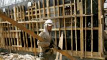 عمال بناء فلسطينيين في إسرائيل/(فرانس برس