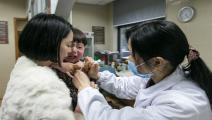 هونج كونج تحد من تطعيم الأطفال غير المقيمين