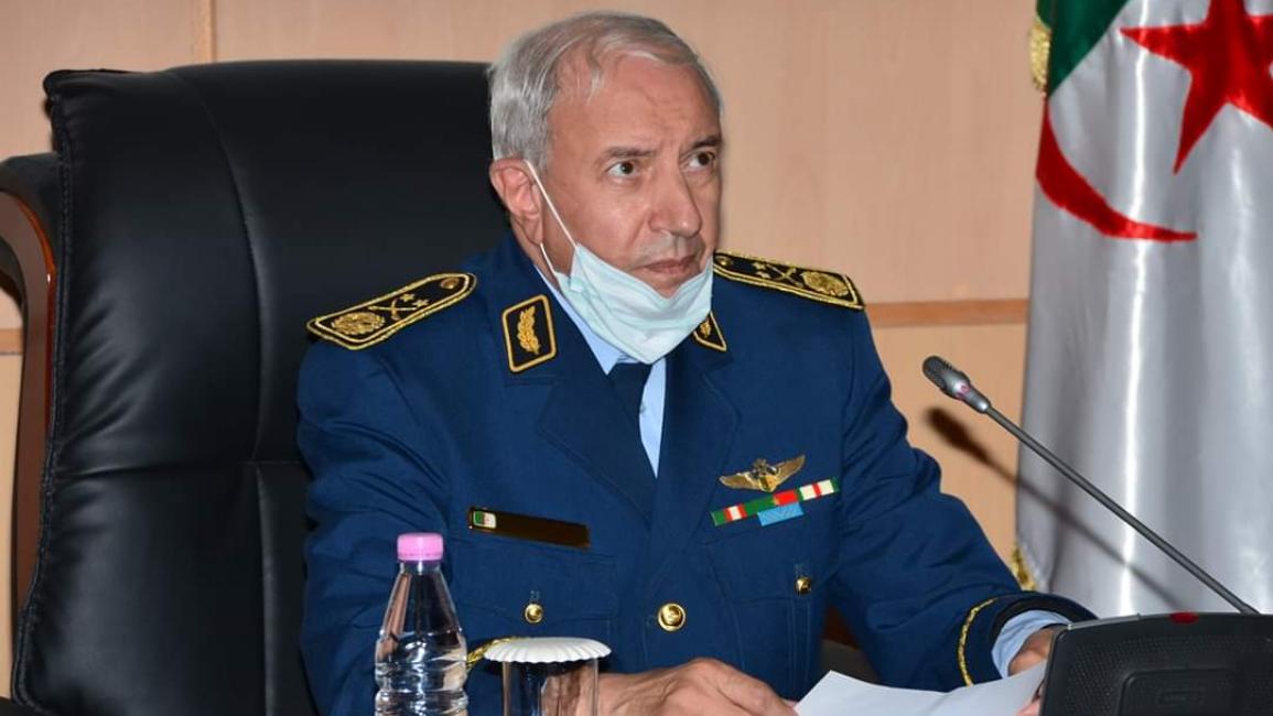 قائد القوات الجوية الجزائرية محمود لعرابة